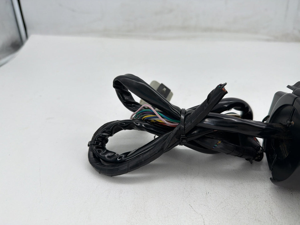 11 Harley Electra Glide Touring OEM Left Turn Signal Headlight Switches Controls