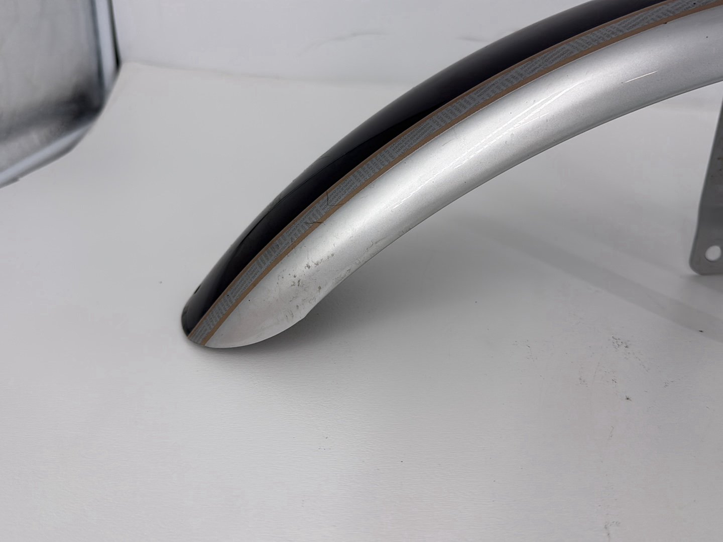 2003 Harley Sportster XL1200C 1200 Custom Anniversary OEM Front Wheel Fender Shell Panel
