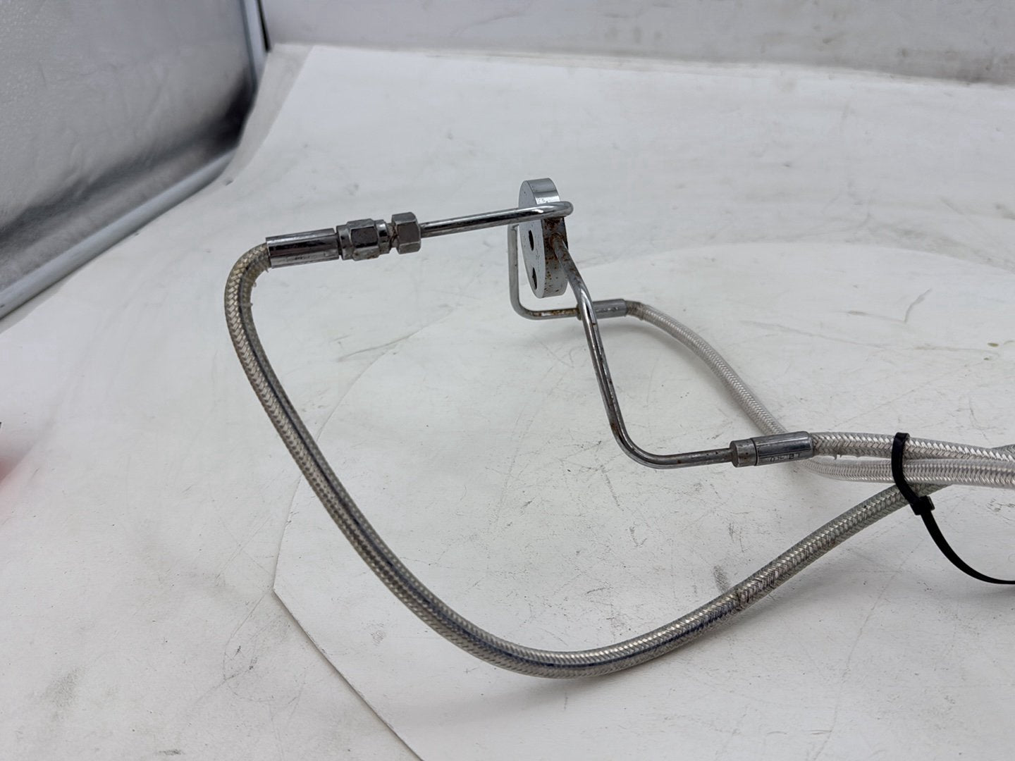 2005 Harley Road Glide Touring FLTRI OEM Front Brake Hose Line Pipe