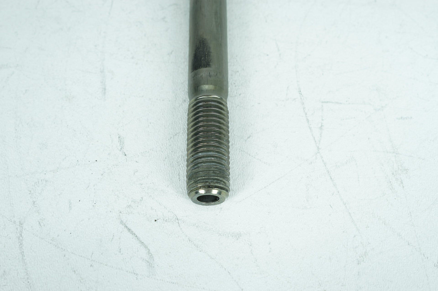 2007 - 2017 Harley-Davidson Dyna Wide Glide Rear Fork Swingarm Pivot Bolt Shaft 47641-06