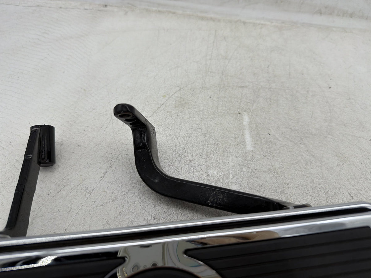 2004 Harley Electra Glide Touring Ultra OEM Left Right Driver Floorboard Foot Rest