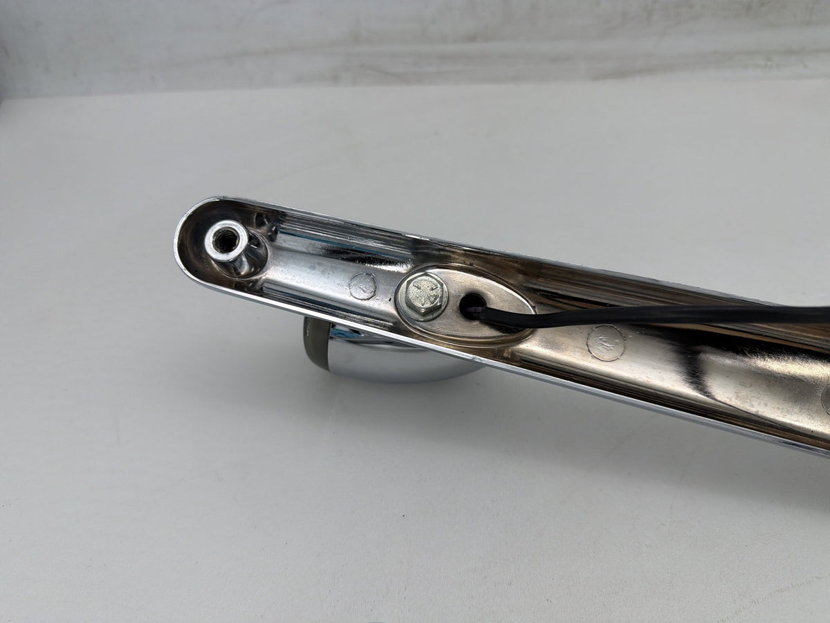 03 Harley Softail Deuce OEM Rear Left Right Fender Struts Bracket & Turn Signal