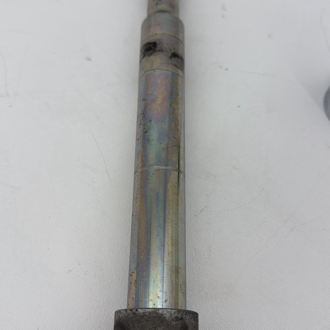 2007 - 2012 Harley-Davidson Touring Street Glide Front Wheel Axle Bolt Shaft 43364-00