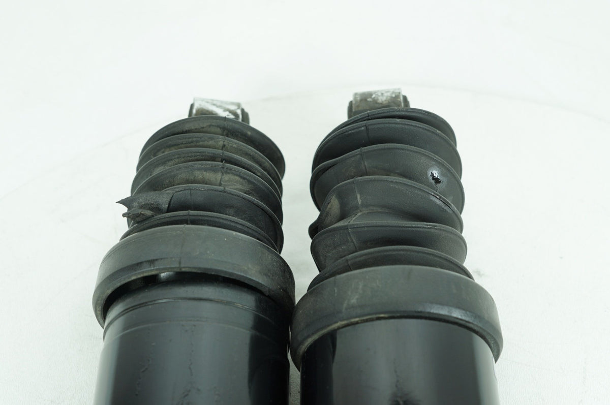 2012 Harley Touring Road Glide Custom Rear Left Right Shock Absorbers Low 12"