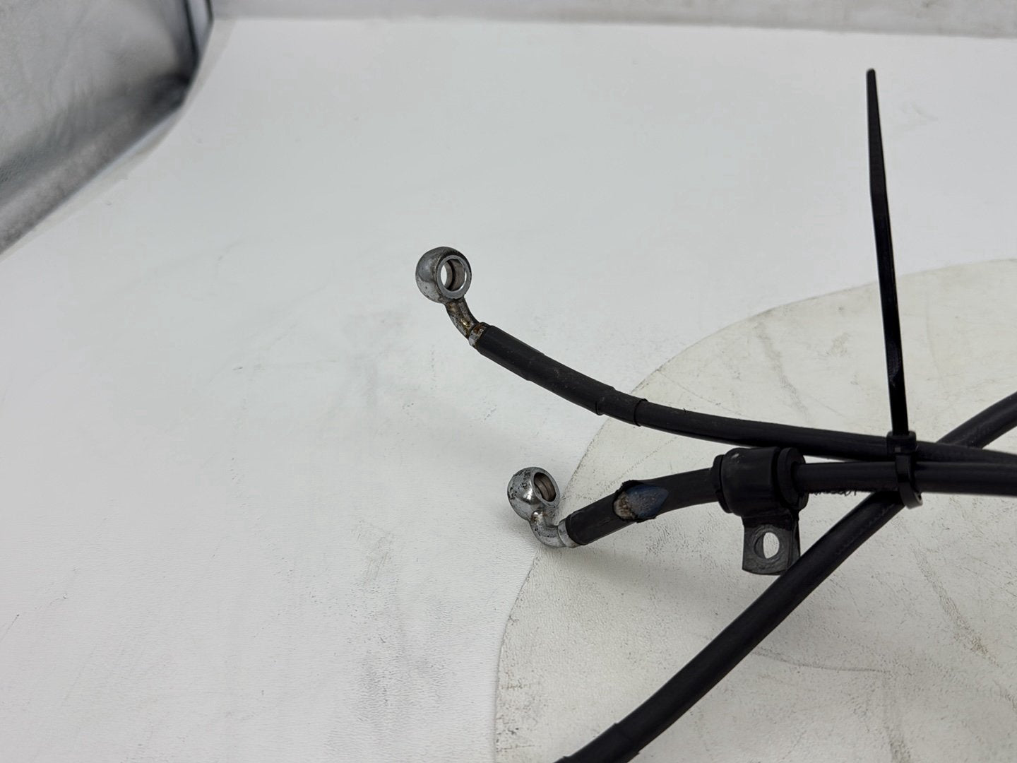 2012 Harley Dyna Fat Bob FXDF 103 OEM Front Brake Hose Line Pipe NON-abs