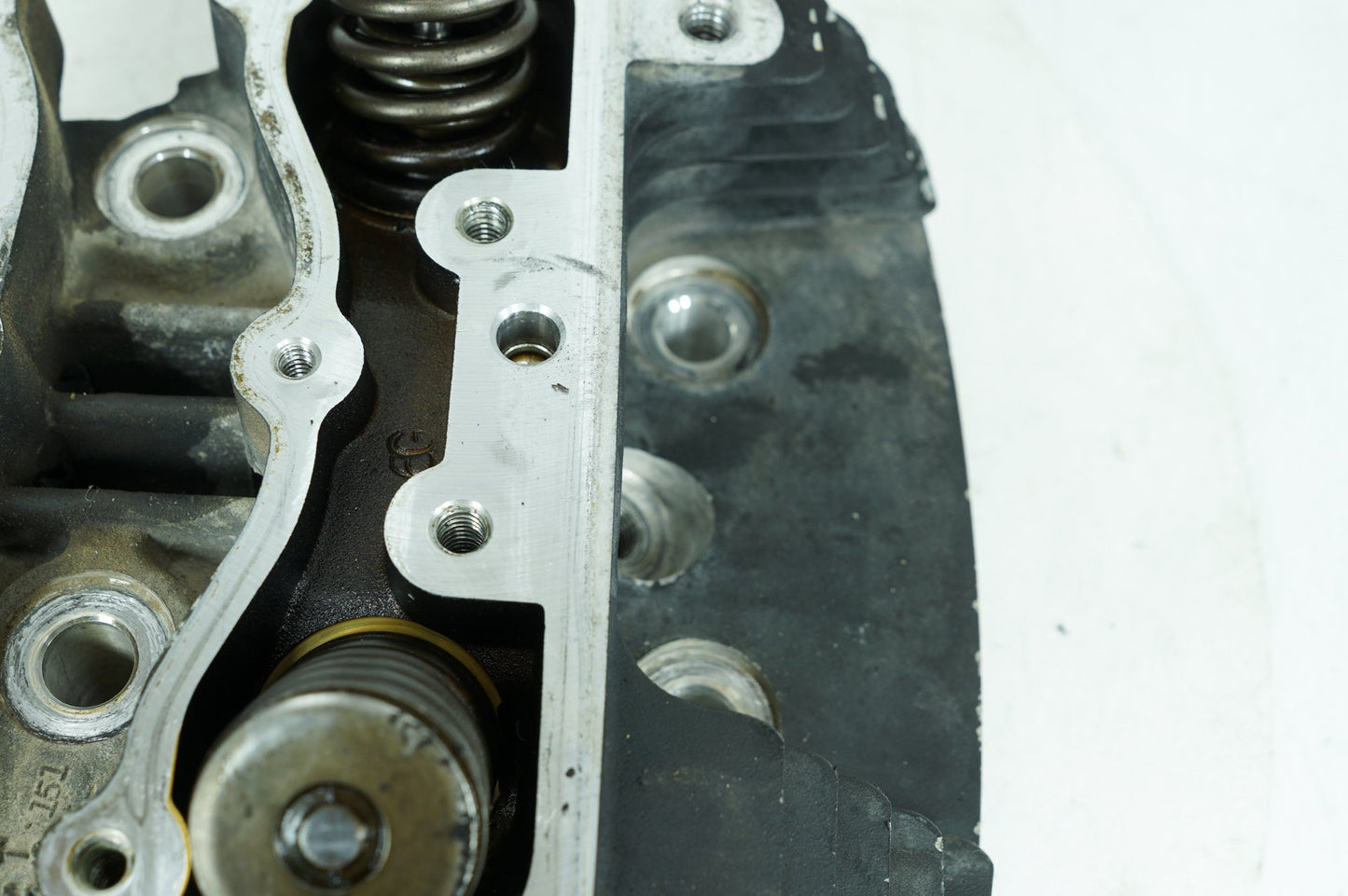 1999 - 2006 Harley-Davidson Touring Road King Classic Front Twin Cam Engine Cylinder Head 16723-99
