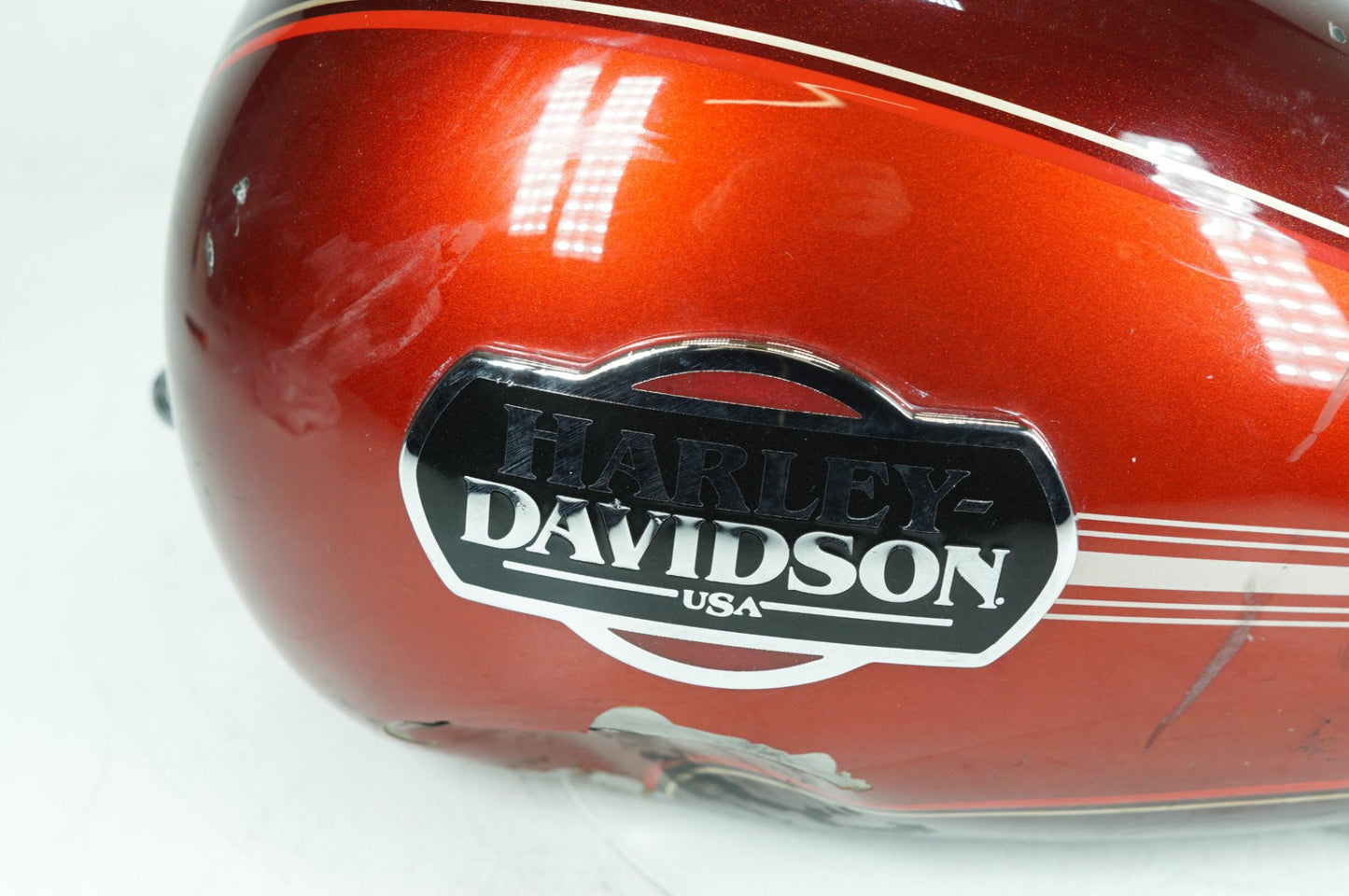 2007 - 2012 Harley-Davidson Touring Electra Glide Ultra Fuel Gas Tank Gasoline Reservoir   61356-08