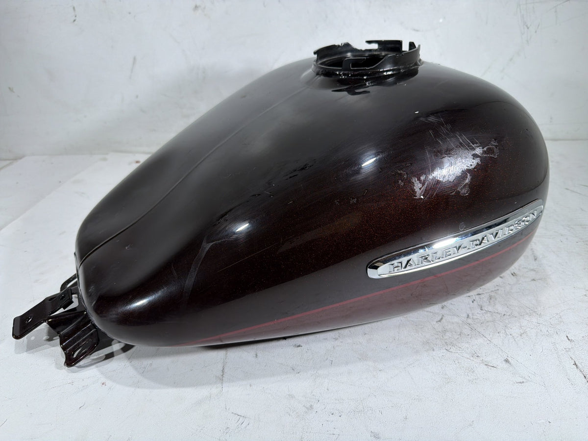2011 Harley Electra Glide Touring Ultra Fuel Gas Tank Gasoline Reservoir DENTED