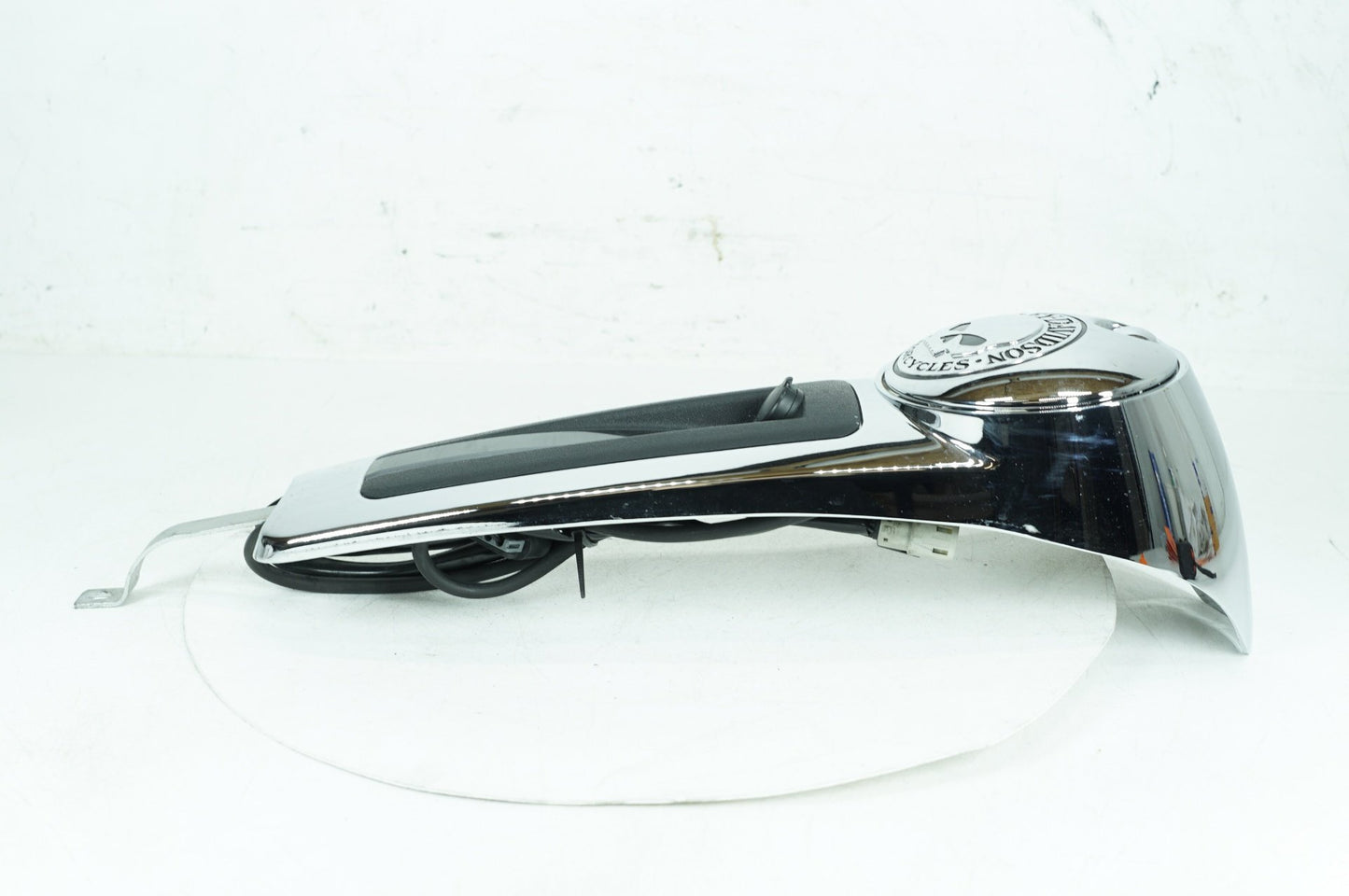 2008 - 2016 Harley-Davidson Touring Electra Glide Ultra Fuel Gas Tank Dash Console NOKey 	61270-08