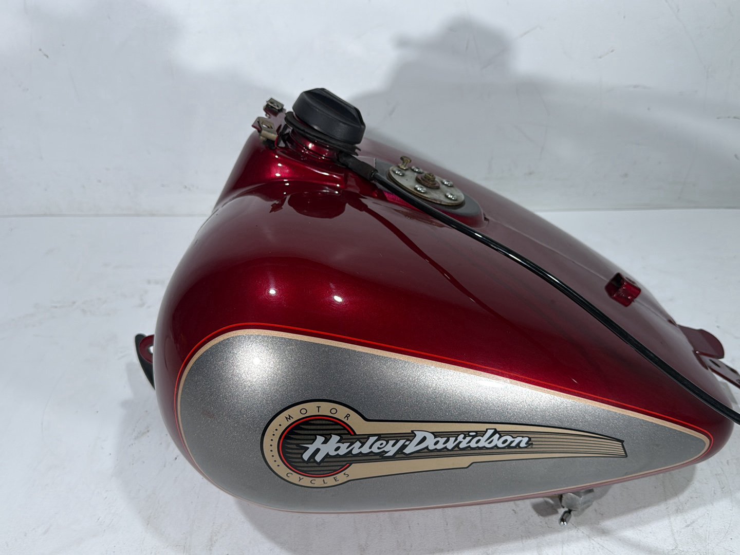 1996 Harley Electra Glide Touring FLHT OEM Fuel Gas Tank Gasoline Reservoir