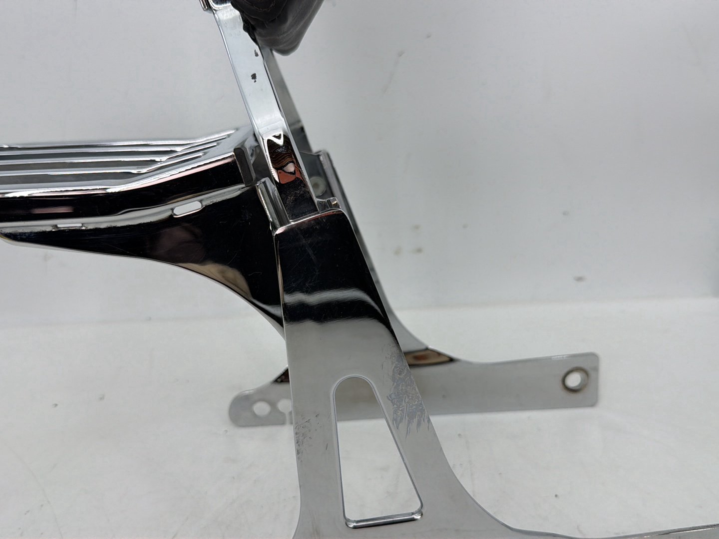 2007 - 2017 Harley-Davidson Dyna Super Glide Custom Rear Sissy Bar w/ Backrest Cushion Pad 52866-06