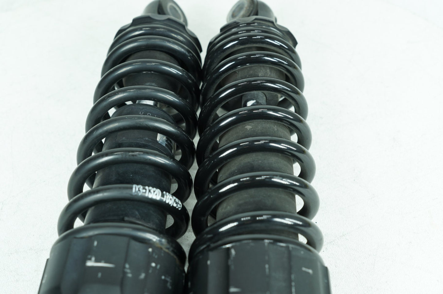 2019 - 2023 Harley-Davidson Touring Electra Glide Rear Left Right Shock Absorbers 444-4060 , 444-4060B