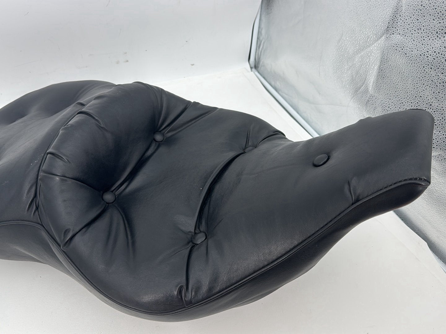 1999 - 2006 Harley-Davidson Touring Electra Glide Classic Passenger Rider Driver Seat Saddle 51704-05