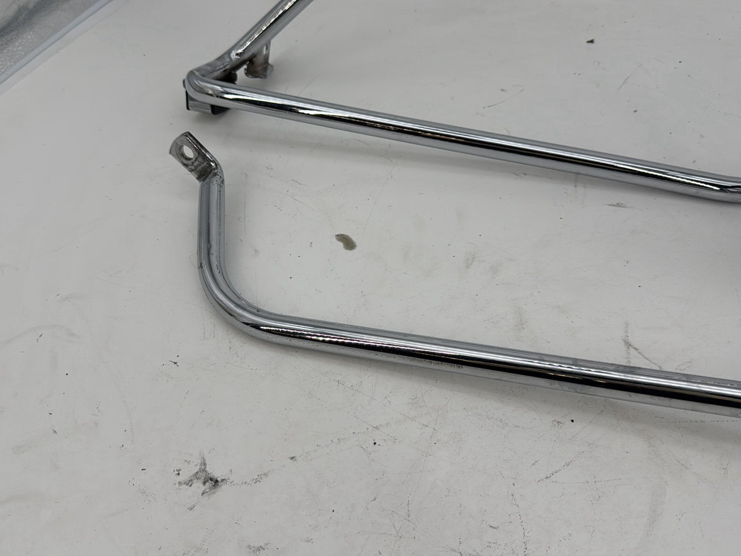 2007 - 2012 Harley-Davidson Touring Road Glide Rear Left Right Saddlebag Guard Rails Bar 	49206-09