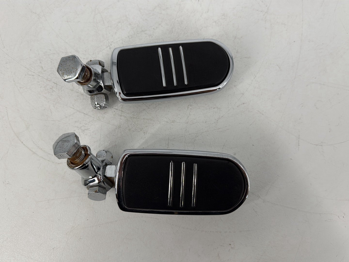 2008 - 2016 Harley-Davidson Touring Street Glide Front Right Left Highway Foot Pegs 50211-04