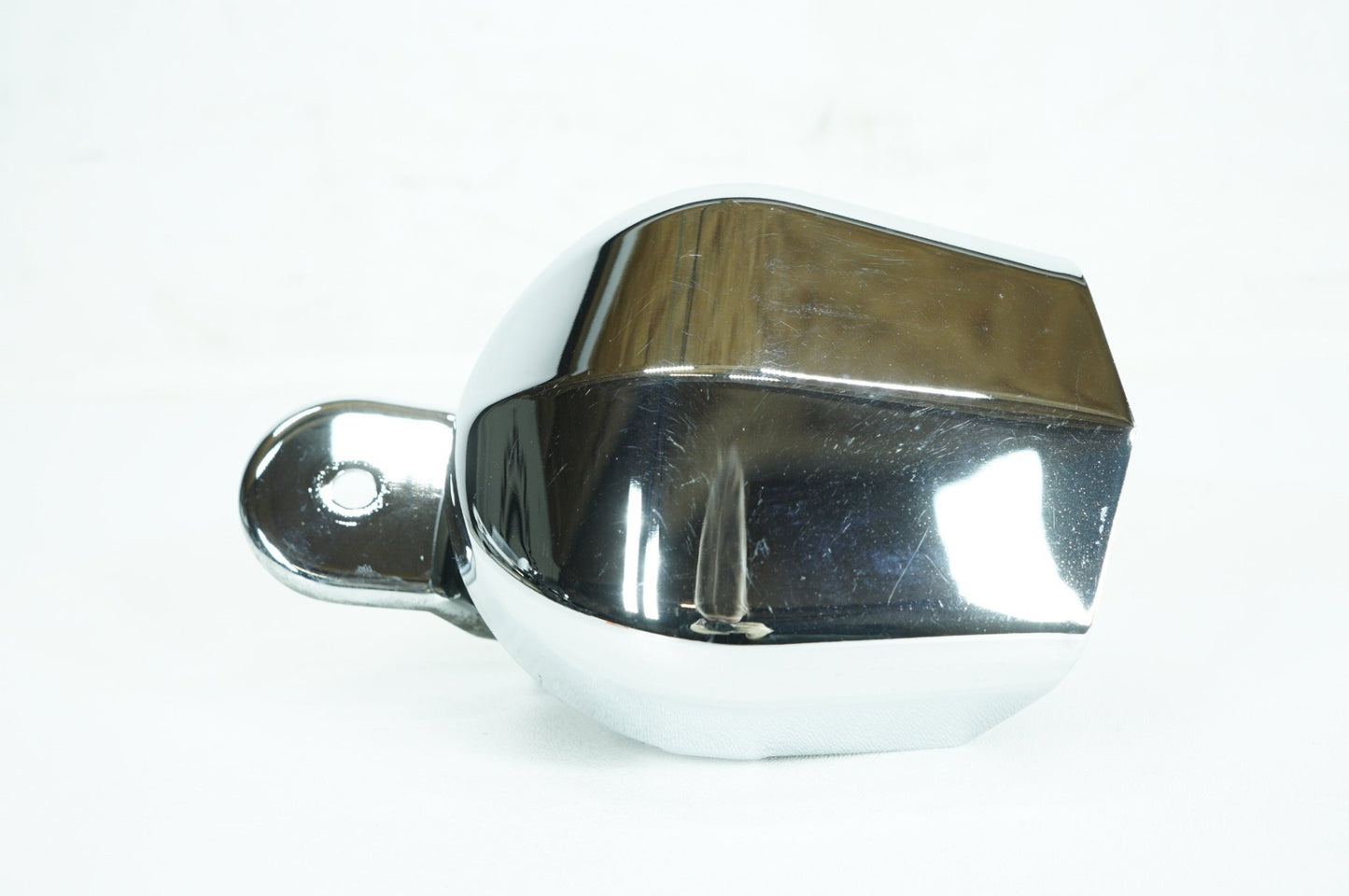 2007 - 2017 Harley-Davidson Dyna Super Glide Custom Horn Signal Klaxon Chrome Cover 69012-93A
