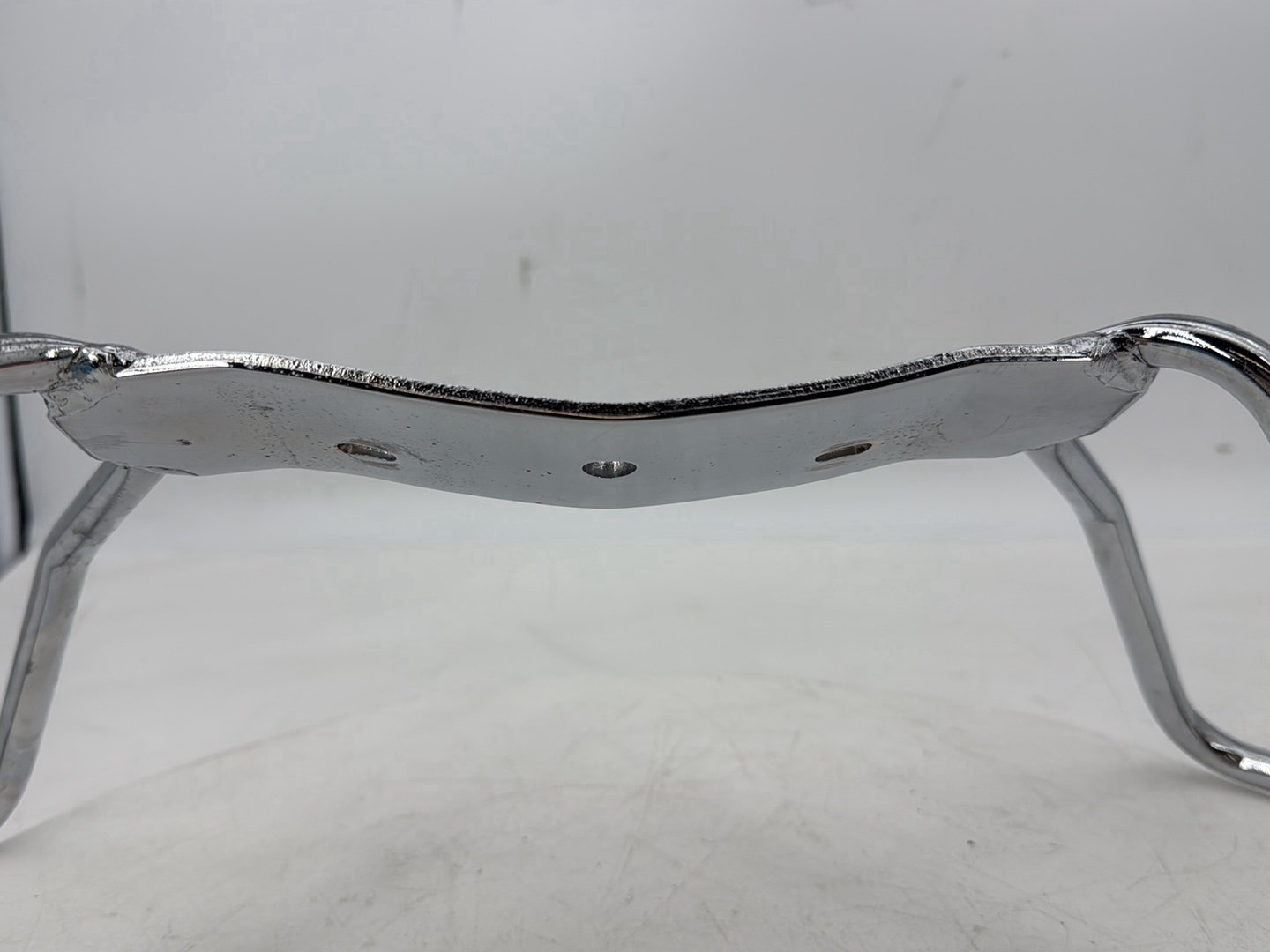 1999 - 2006 Harley-Davidson Touring Electra Glide Rear Passenger Handrail Grab Bar Hand Rail  	91583-99