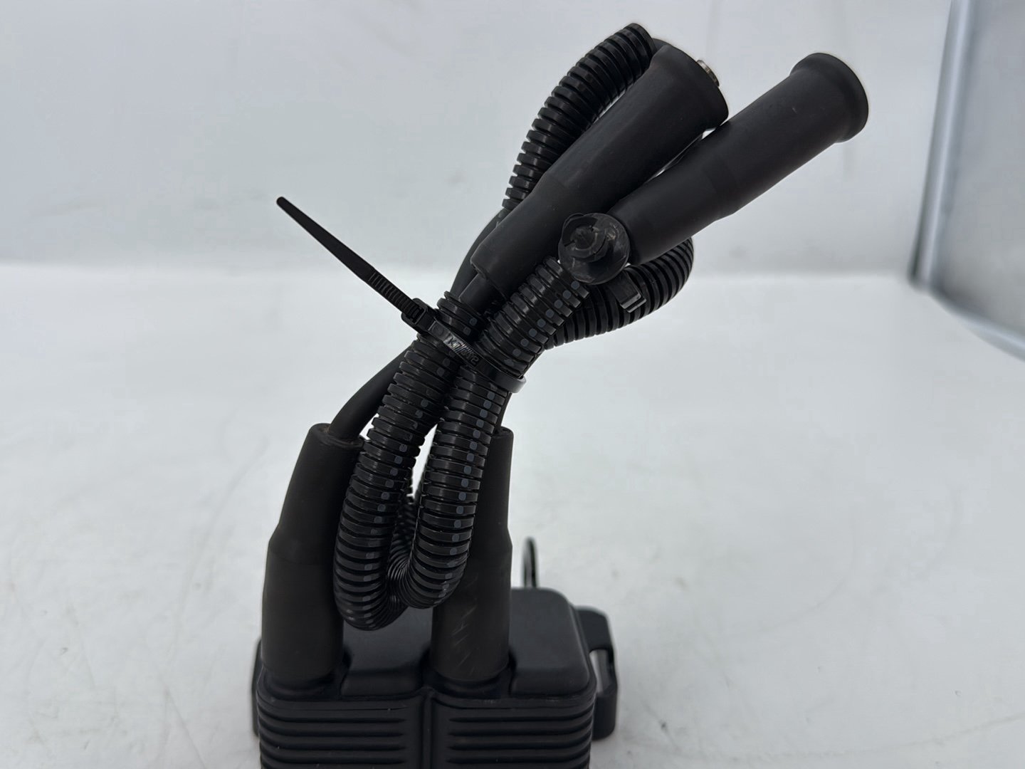 2006 Harley Sportster XL883C 883 Custom OEM Ignition Coil Spark Plugs Cable