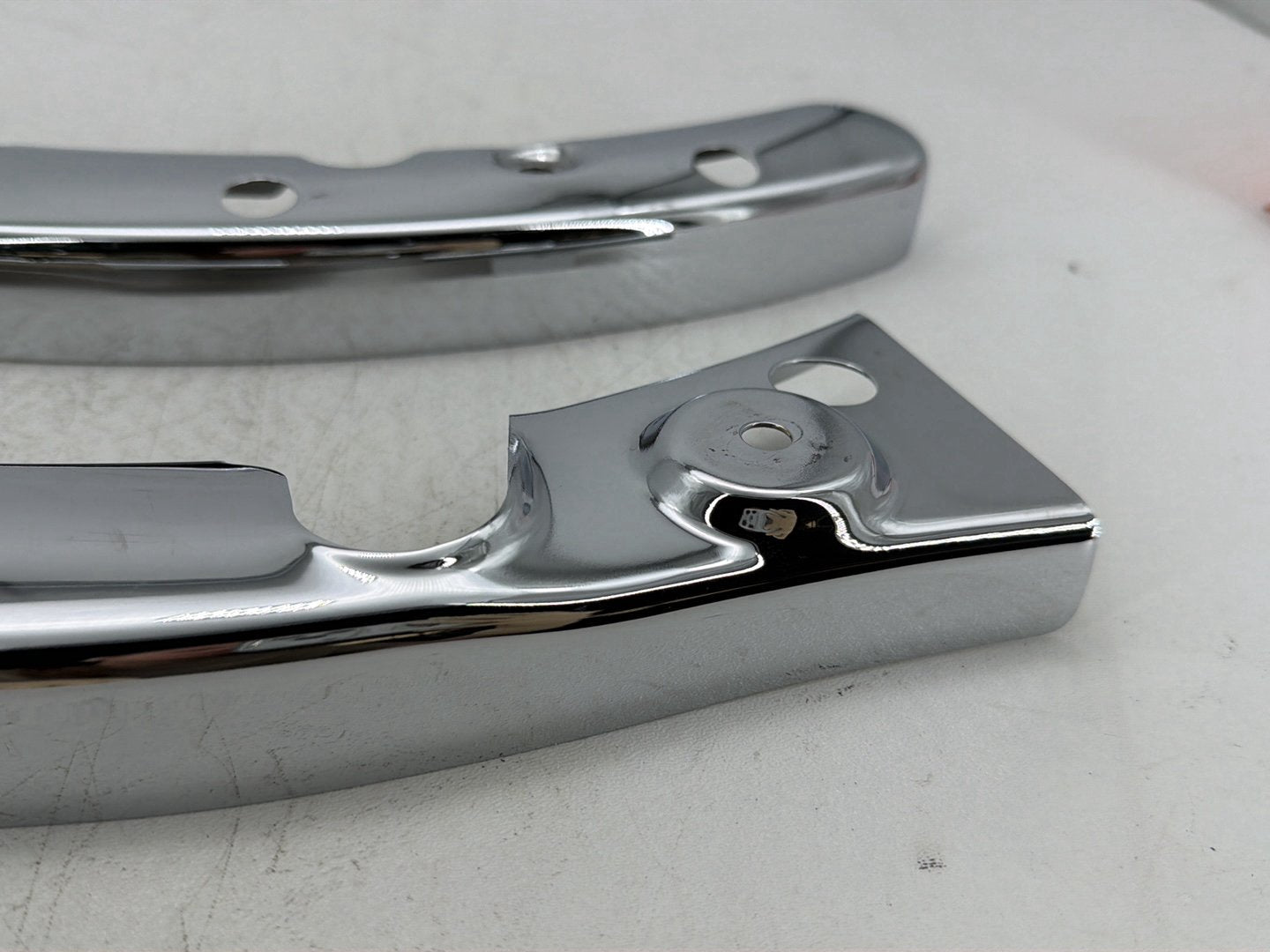2013 Harley Street Glide Touring FLHX OEM Rear Left Right Fender Struts Bracket