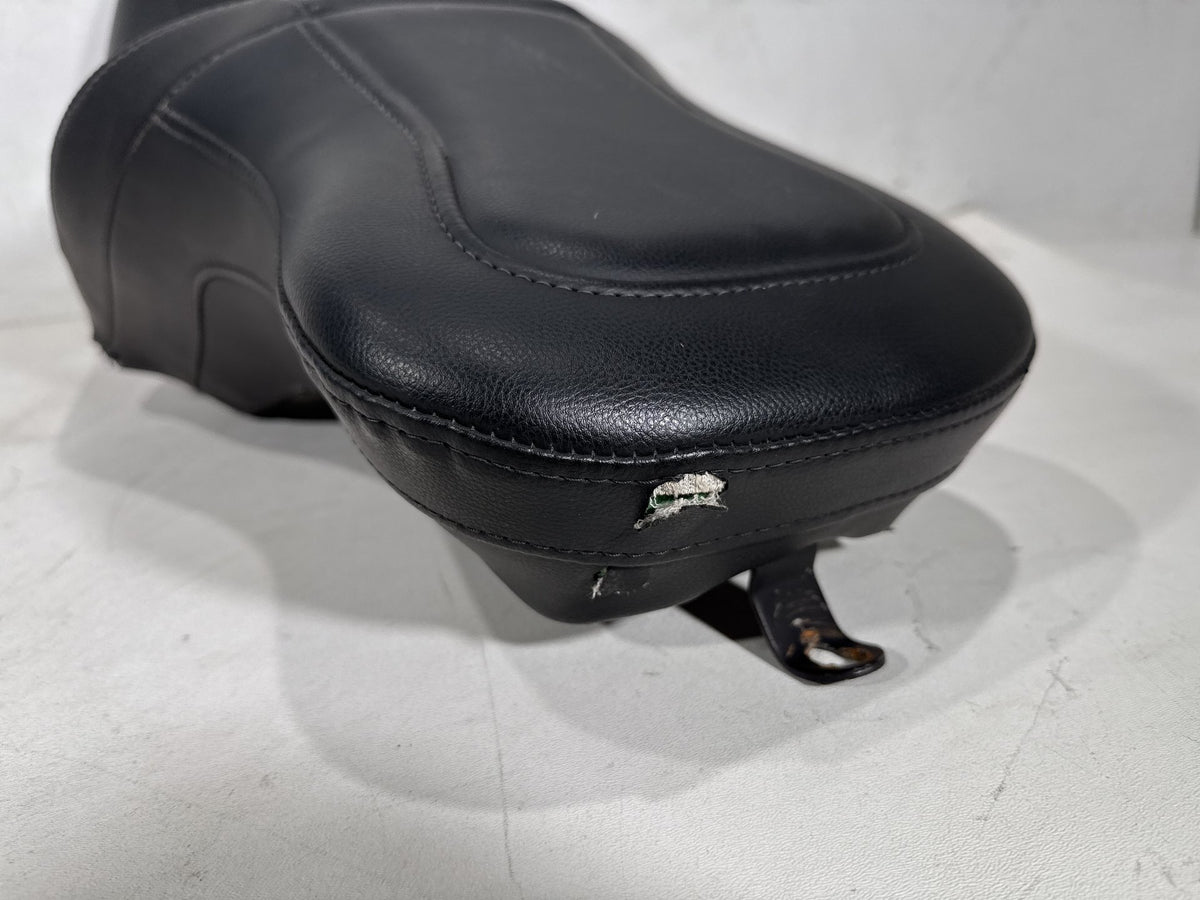 2005 Harley Dyna Wide Glide Passenger Rider Driver Seat Saddle SADDLEMAN Torn