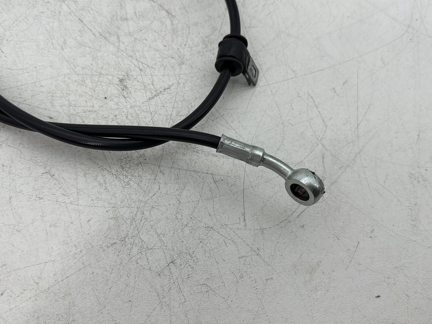 2008 Harley Dyna FXDL Low Rider Anniversary OEM Front Brake Hose Line Pipe