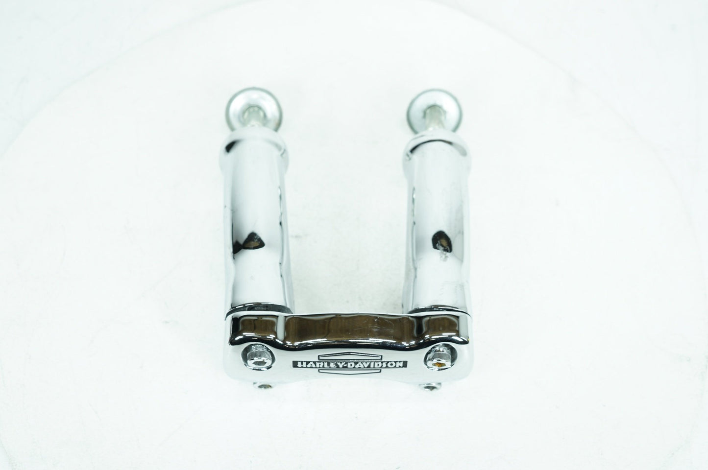 2007 - 2012 Harley-Davidson Softail Deluxe Front Handlebar Riser Top Clamp 55902-05