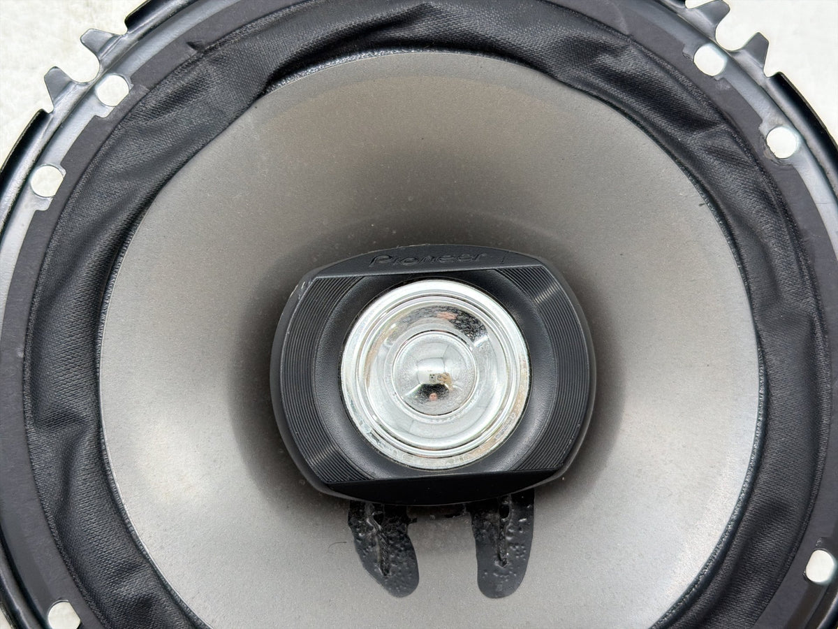 2010 Harley Street Glide Touring FLHX OEM Left Right Sound Audio Speakers