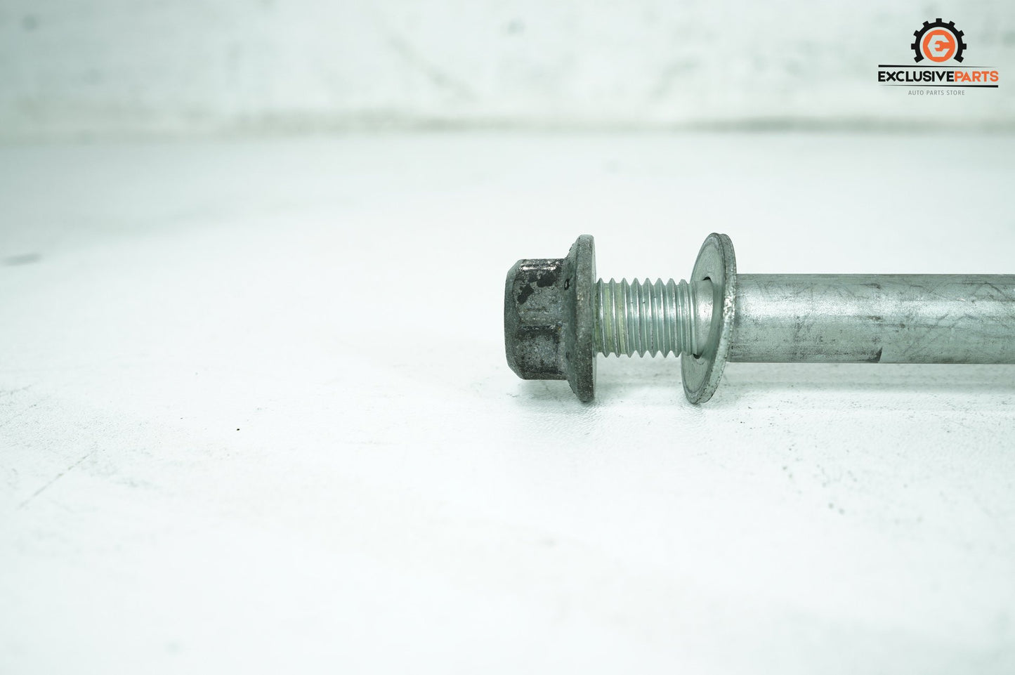 2000 - 2006 Harley-Davidson Softail Heritage Classic Rear Fork Swingarm Pivot Bolt Shaft 47610-00