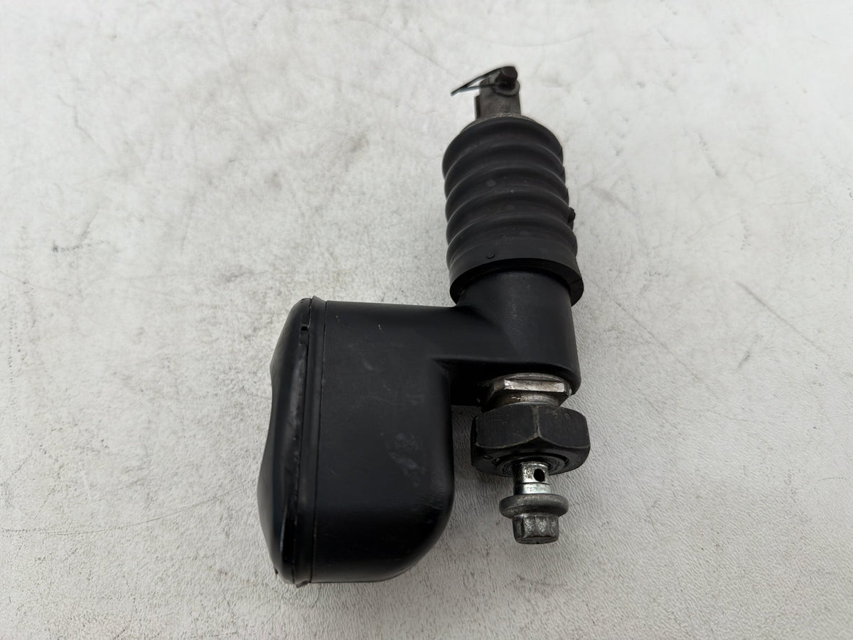2002 Harley Electra Glide Touring FLHT OEM Rear Brake Master Cylinder Reservoir