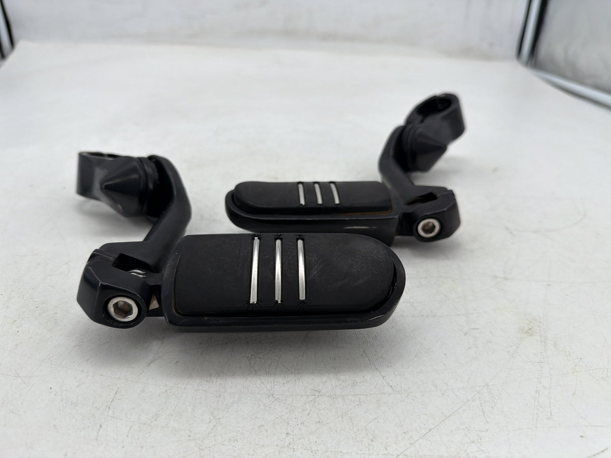 2010 Harley Electra Glide Touring Ultra OEM Front Right Left Highway Foot Pegs