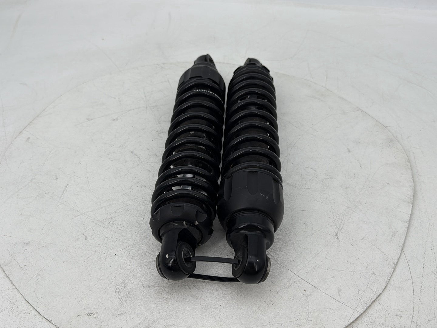 1999 - 2006 Harley-Davidson Touring Electra Glide Ultra Rear Left Right Shock Absorbers Progressive Suspension