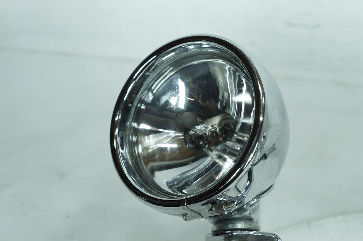 1999 - 2006 Harley-Davidson Touring Electra Ultra Classic Front Turn Signal Indicators Aux Light Bar 68712-94A