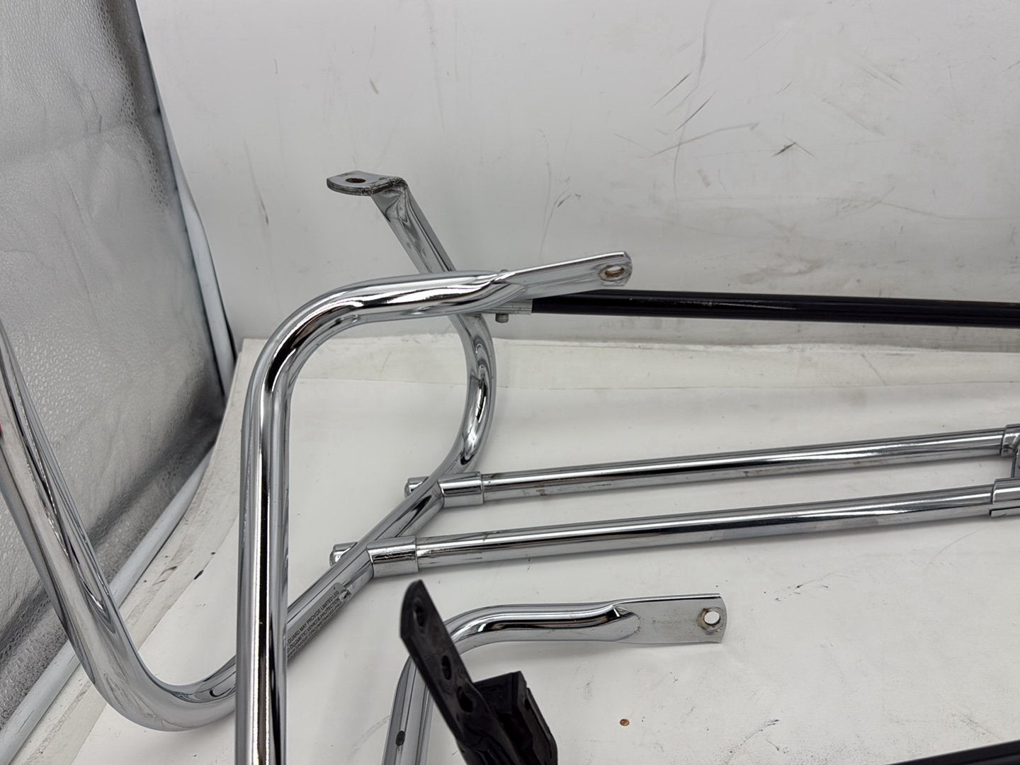 2006 Harley Road King Touring FLHRCI Classic OEM Rear Left Right Saddlebag Guard Rails Bar