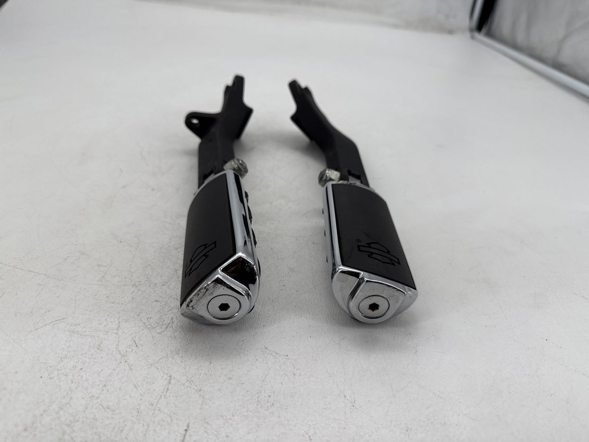 2007 Harley Dyna Super Glide FXD OEM Passenger Left & Right Foot Pegs