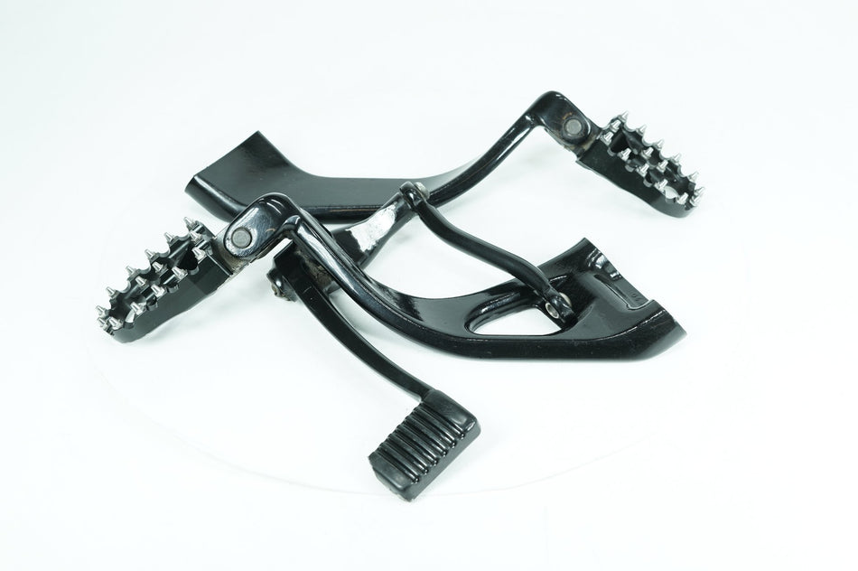 2023 Harley Softail FXLRS Low Rider S OEM Left Right Foot Brake Control Pegs