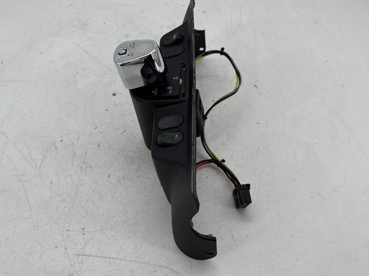 06 Harley Street Glide Touring FLHXI OEM Dash Ignition Cap Switch Lockset NO Key