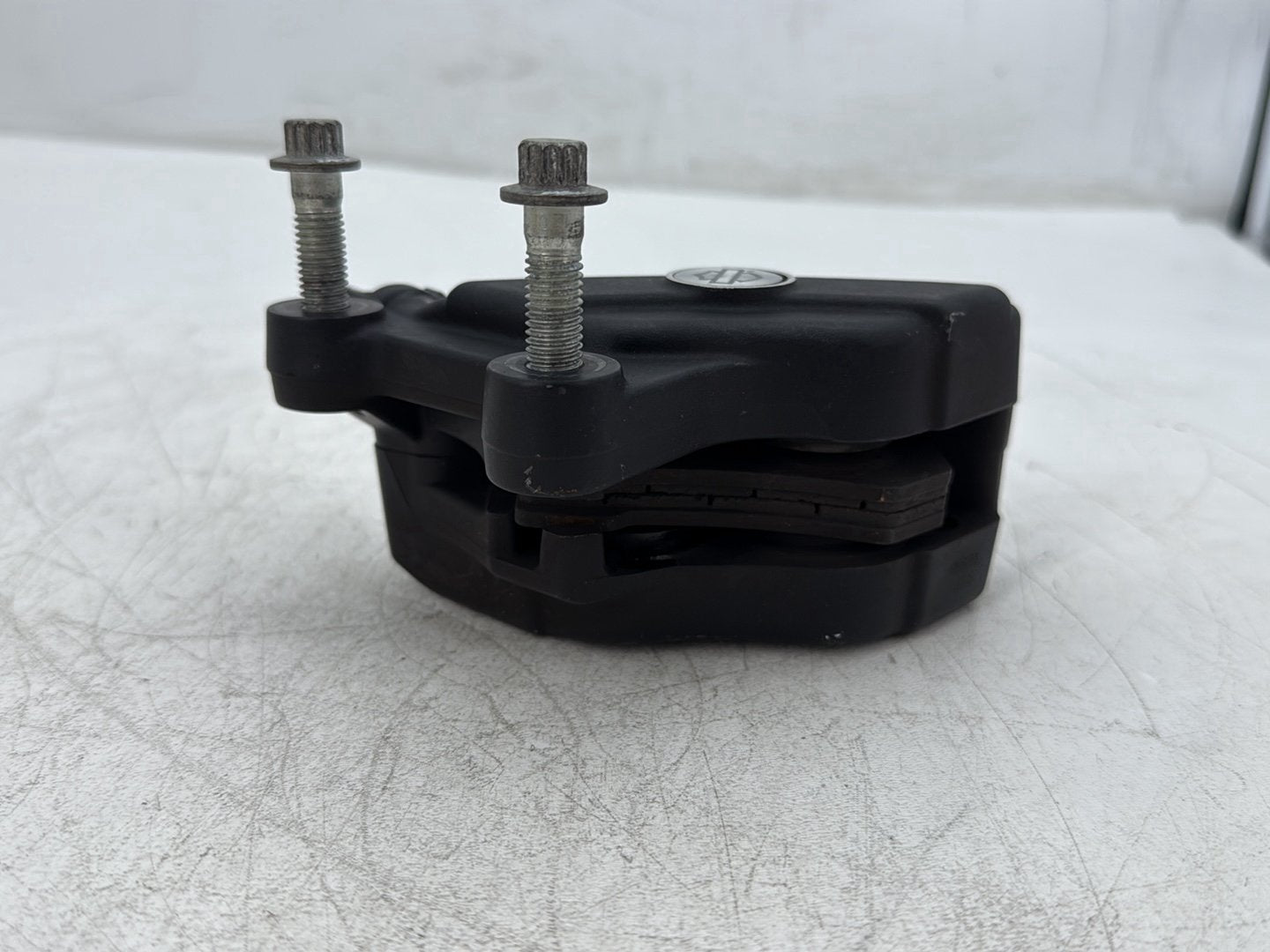 2010 Harley Street Glide Touring FLHX OEM Front Left 1 Brake Caliper