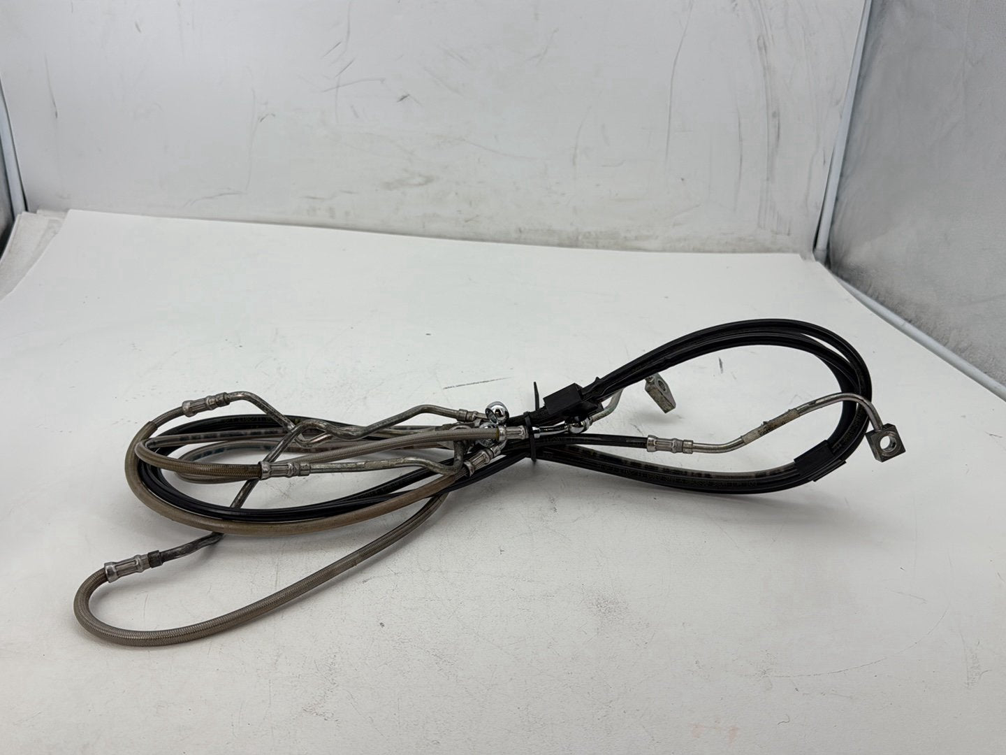 2014 Harley Electra Glide Touring CVO Screamin Eagle OEM Front Brake Hose Line Pipe ABS