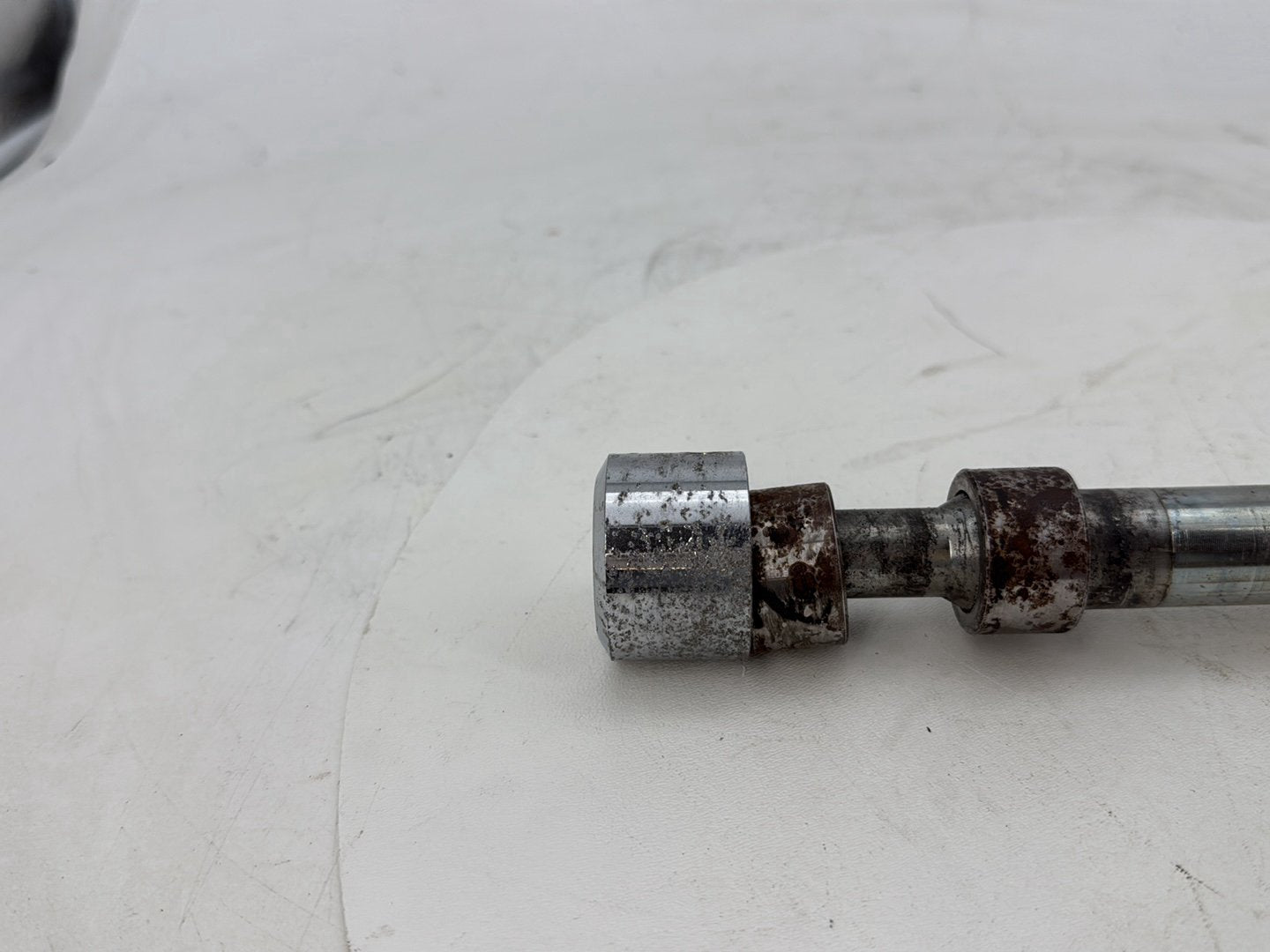 2005 Harley Road Glide Touring FLTRI OEM Front Wheel Axle Bolt Shaft