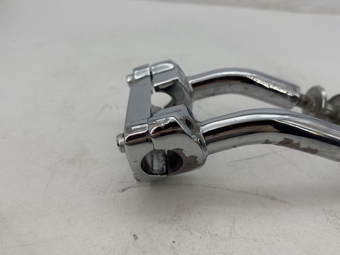 1998 Harley Road King Touring FLHRCI Classic OEM Front Handlebar Riser Top Clamp Chrome