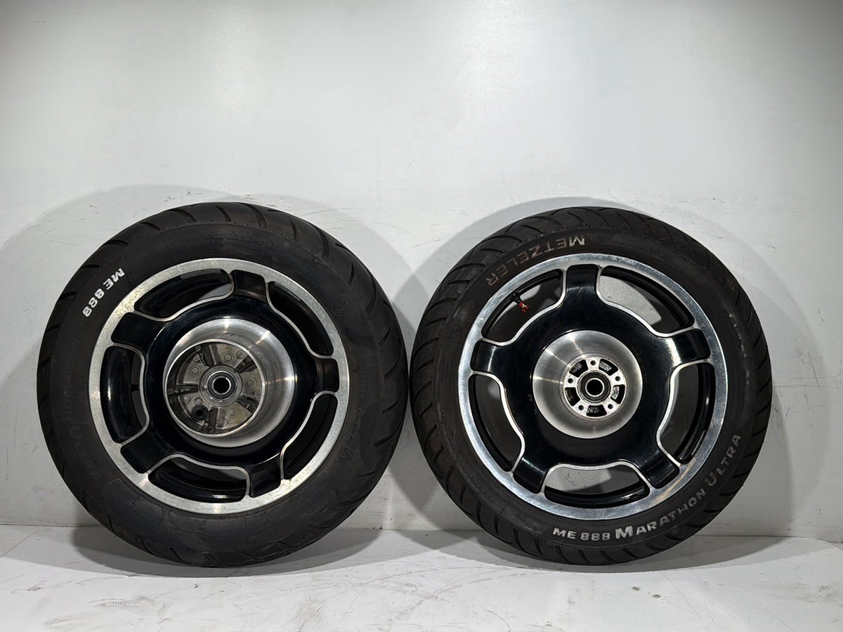 09 Harley Street Glide Touring OEM Front & Rear Wheel Rim Tire Airstrike 16" 17"