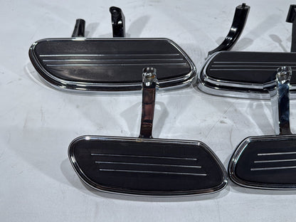 2010 Harley Street Glide Touring FLHX OEM Left Right Driver & Pass Floorboard Foot Rest