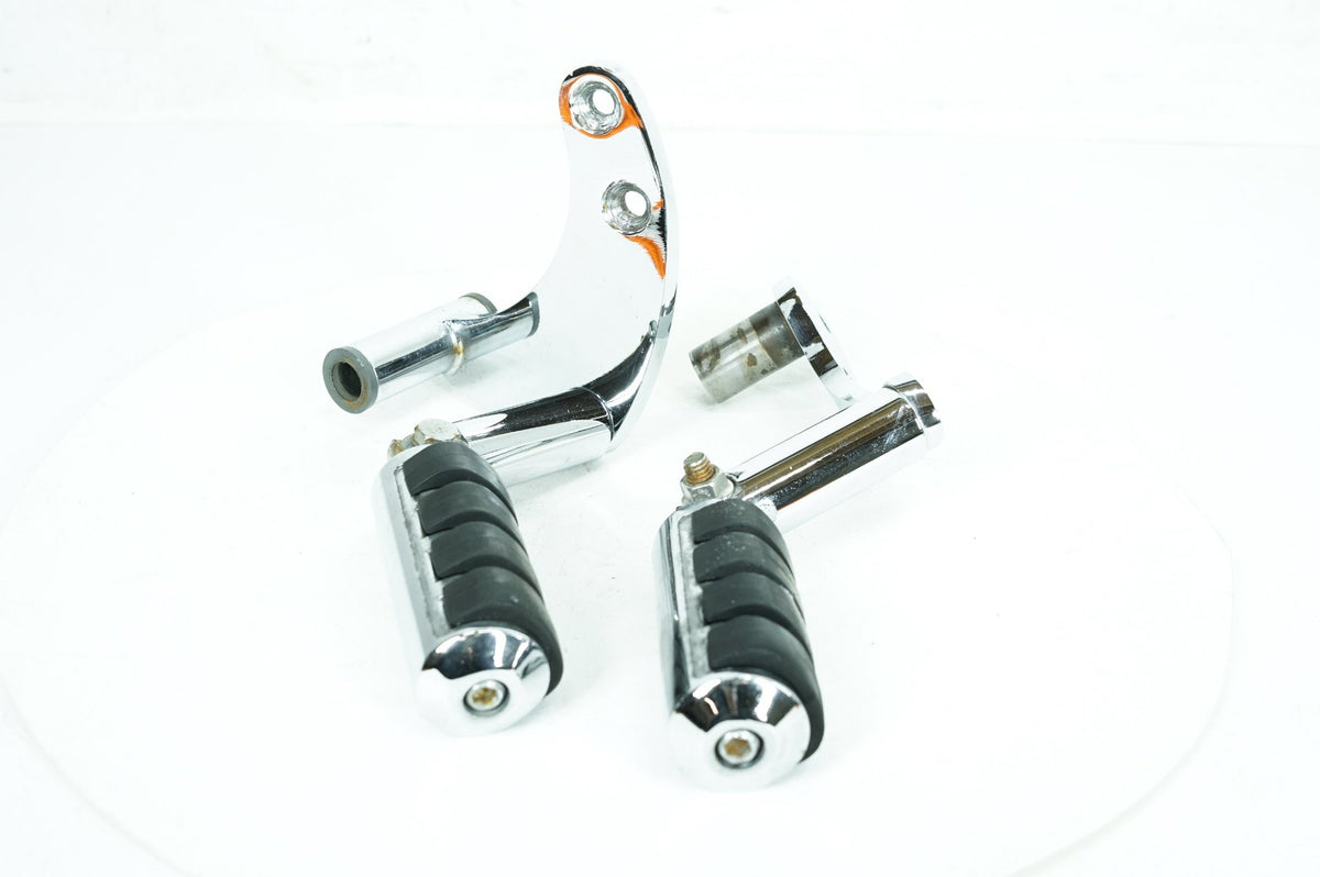 2004 Harley Dyna FXDLI Low Rider OEM Left & Right Driver Step Foot Rest Pegs