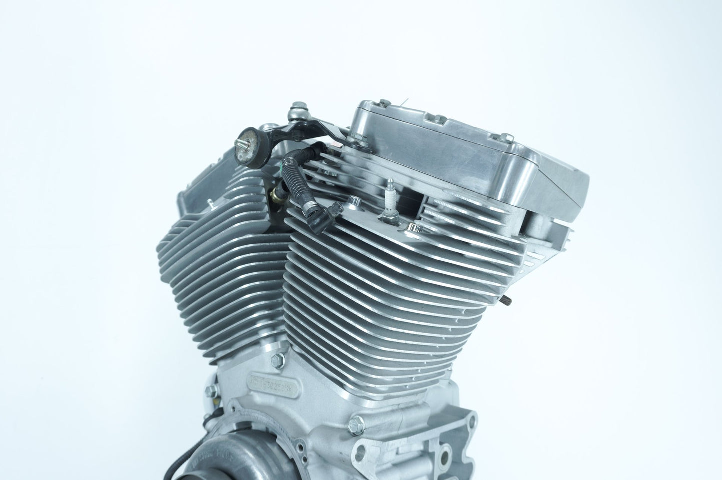 1999 - 2006 Harley-Davidson Dyna Super Glide EFI Twin Cam 88 Engine Motor  	19256-06