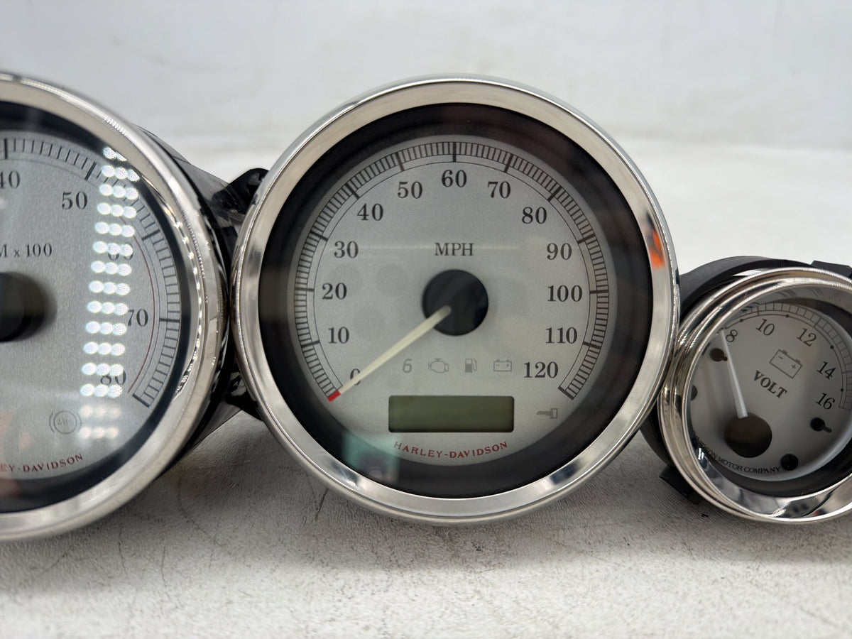 13 Harley Street Glide Touring Air Oil Volt Fuel Tacho Speedo Gauges Silver Face