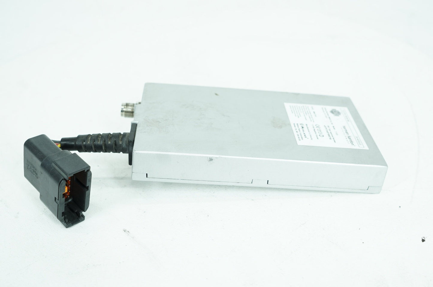 2008 - 2016 Harley-Davidson Touring Electra Glide Ultra XM Harman Kardon Radio Module 76236-06C