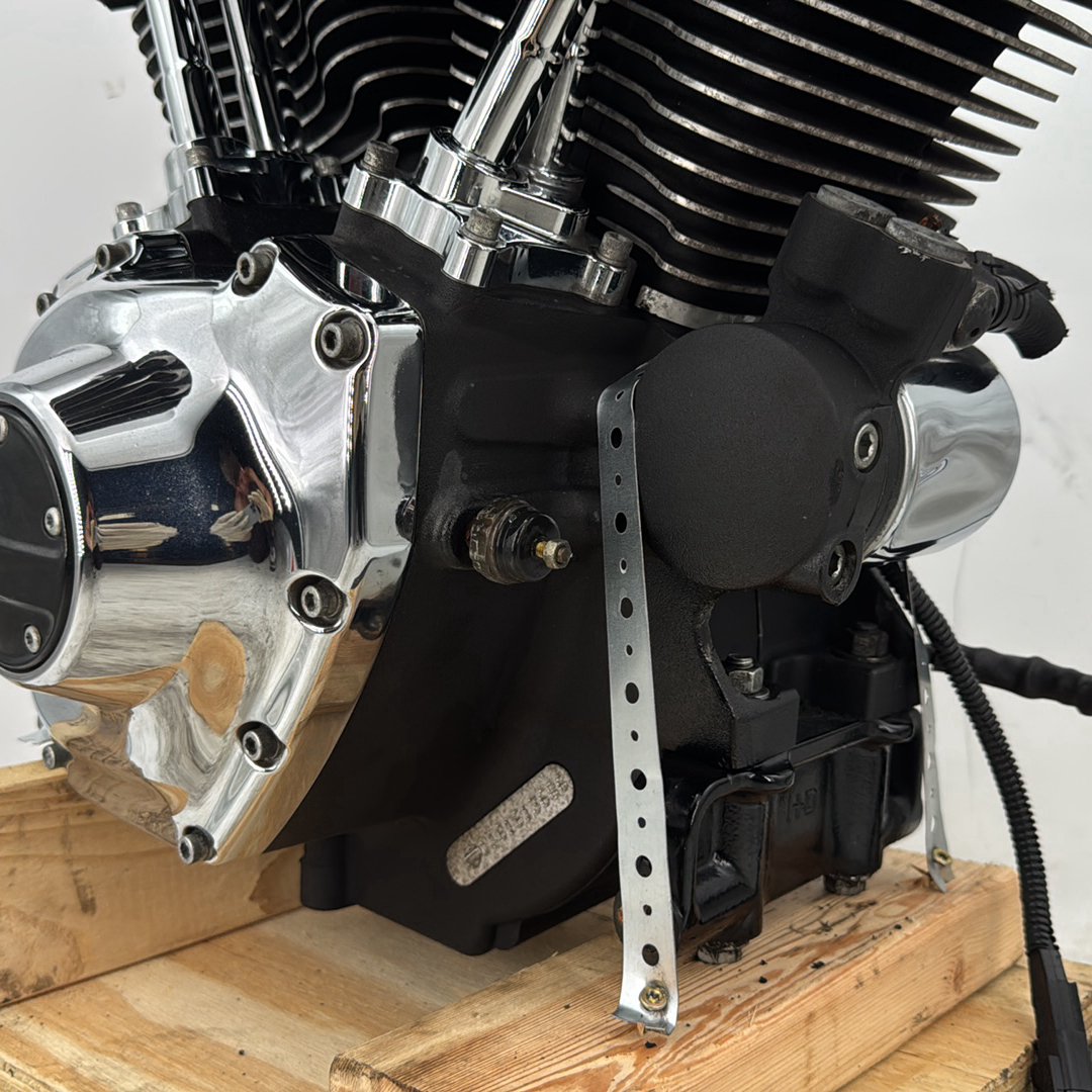 2016 Harley Road King Touring FLHR OEM EFI Twin Cam 103 Engine Motor