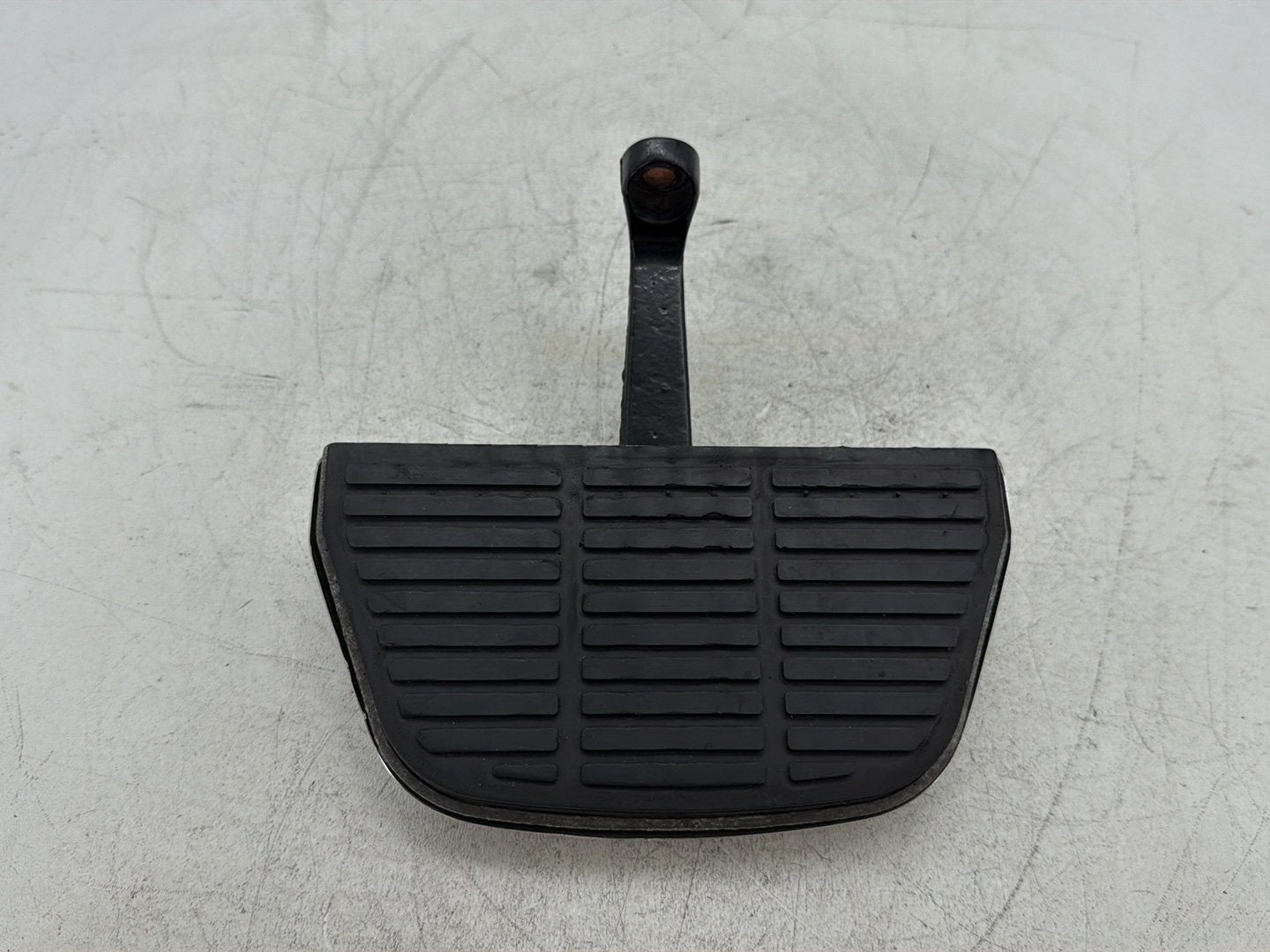 1999 Harley Electra Glide Touring FLHT OEM 1 Passenger Floorboard Foot Rest