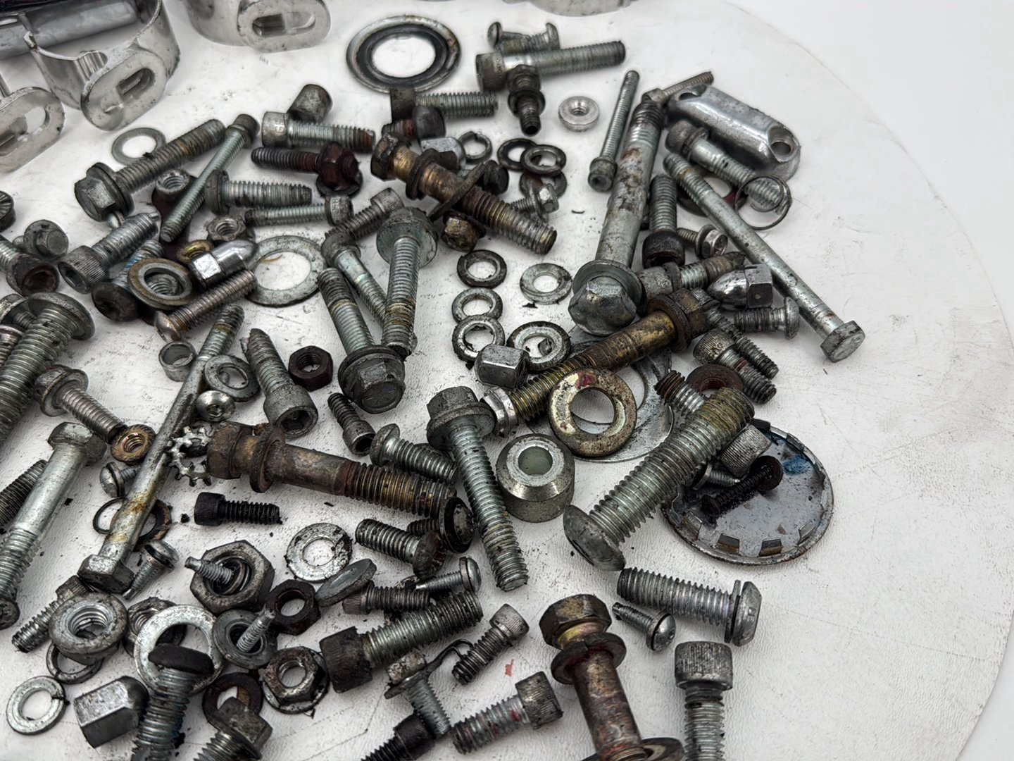 2006 - 2017 Harley-Davidson Dyna Street Bob Hardware Bolts Nuts & Brackets
