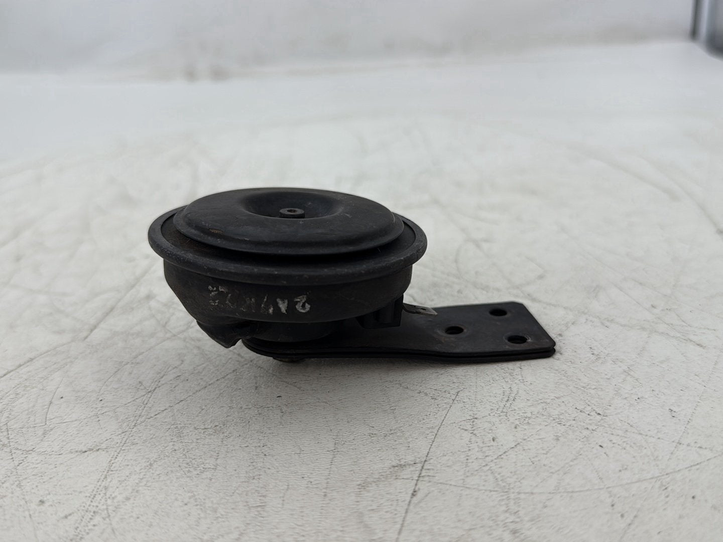 2008 Harley Sportster XL883L 883 Low OEM Signal Horn Klaxon Beep 69043-96B